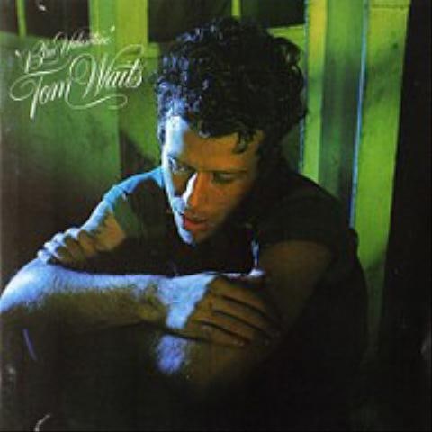A Sweet Little Bullet From A Pretty Blue Gun (LP Version) - Tom Waits (A Sweet Little Bullet from a Pretty Blue Gun (LP Version) - Tom waits) 커버 이미지